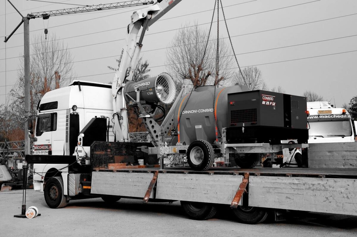 Cannoni Conrad – Delivery of a dust suppression cannon for waste treatment (3)