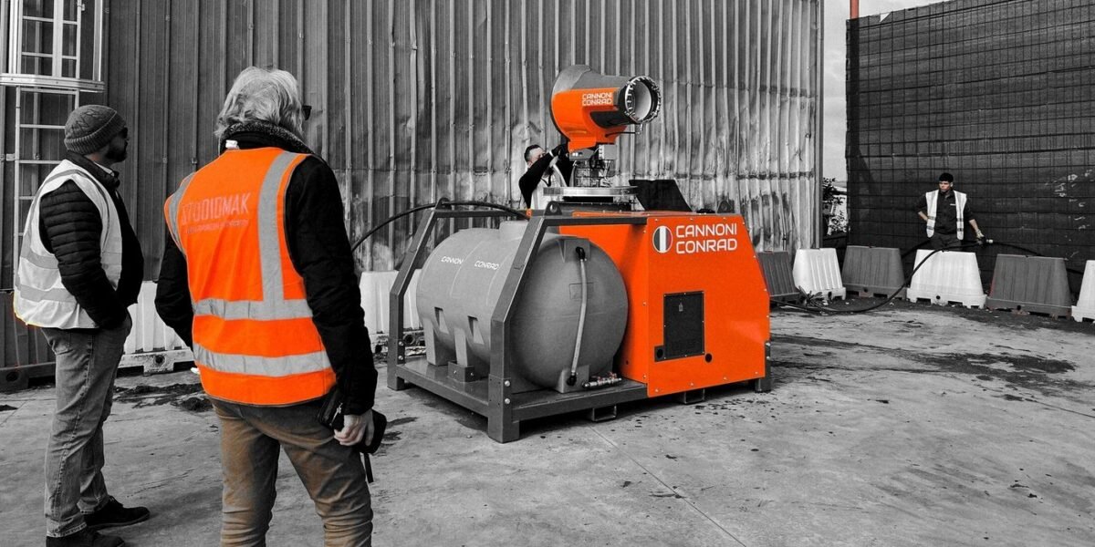 Cannoni Conrad, dust suppression